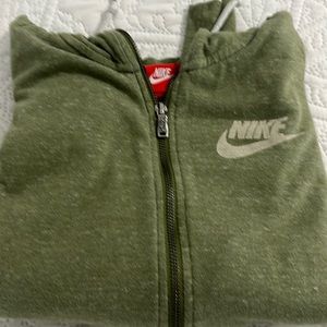 Nike women’s zip up hoodie